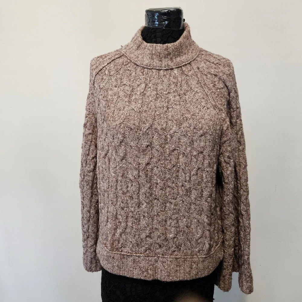 Free People Snow Bird Cable Knit Flared Bell Sleeves Sweater Size Small Boho